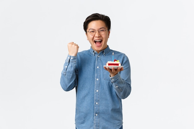 揭秘加拿大28彩票正规平台：中奖背后的欢乐密码！